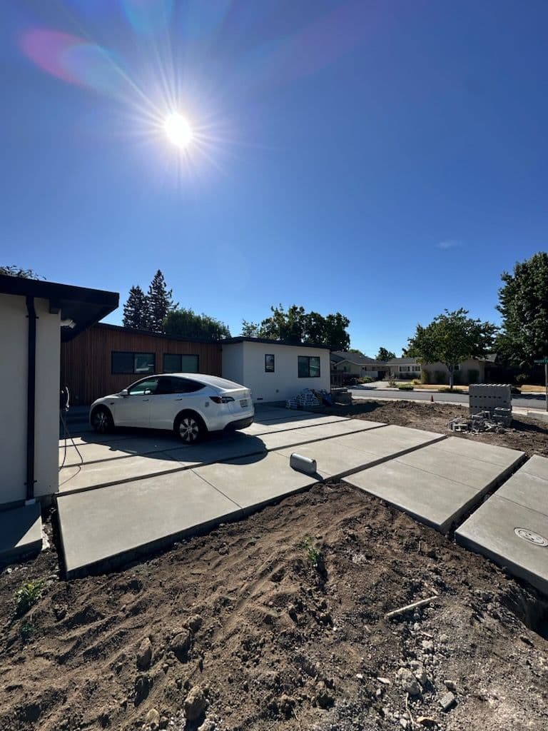 Gallery photos for Stunning Sunnyvale Concrete Driveway Completed: Image #2
